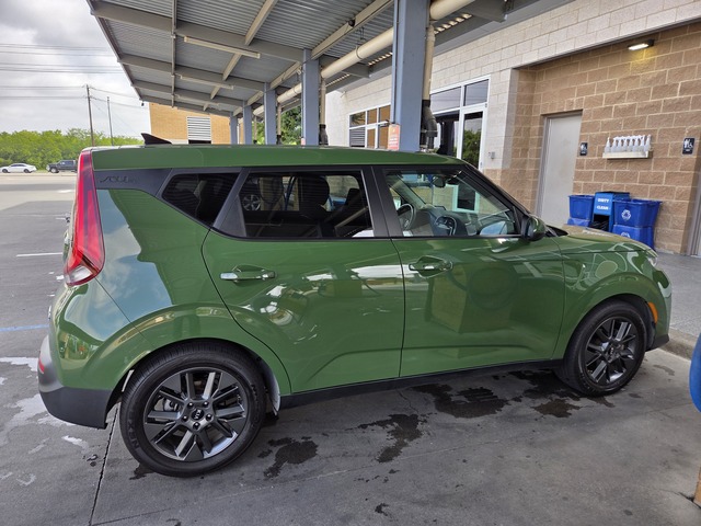 kia2021 side